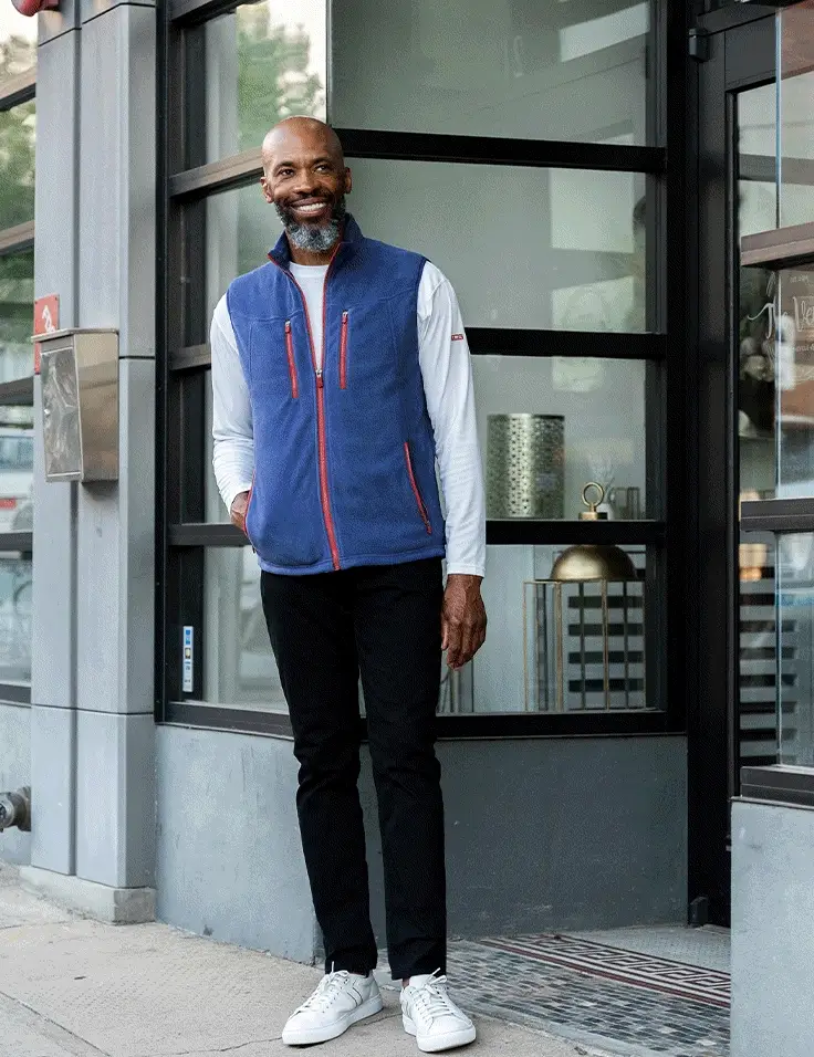 Fleece Crest Vest for Men - Image 19